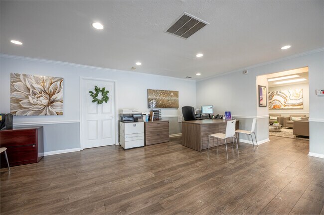Woodbrook in Indianapolis, IN - Building Photo - Interior Photo