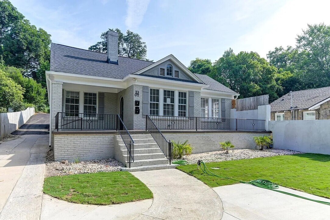 2307 Blossom St in Columbia, SC - Building Photo