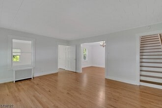 132 Hollywood Ave in Ho Ho Kus, NJ - Building Photo - Building Photo