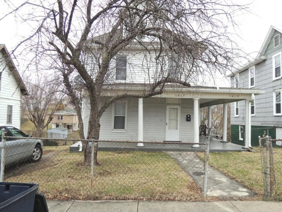 1613 Loudon Ave NW in Roanoke, VA - Building Photo