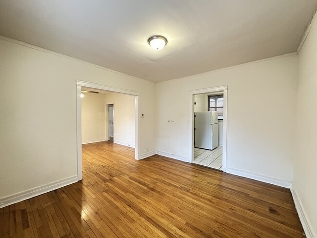 824 W Waveland Ave, Unit A08W in Chicago, IL - Building Photo - Building Photo