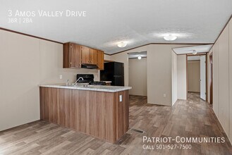 3 Amos Valley Dr in Springfield, IL - Building Photo - Building Photo