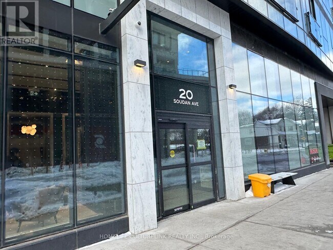20 Soudan Ave in Toronto, ON - Building Photo - Building Photo