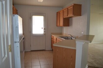 326 N 10th St in Nolanville, TX - Building Photo - Building Photo