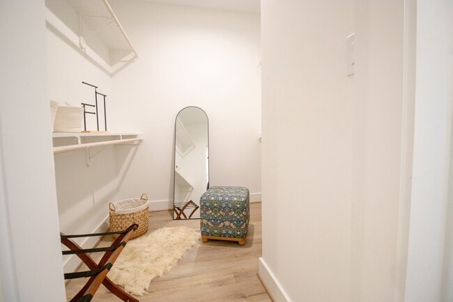 property at 3824 Fulton St