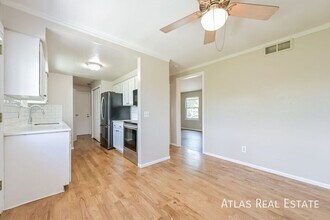 17124 E Kent Dr in Aurora, CO - Foto de edificio - Building Photo