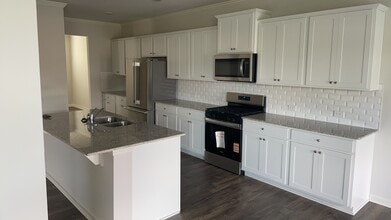 124 Landsdowne Way SE in Cartersville, GA - Building Photo - Building Photo