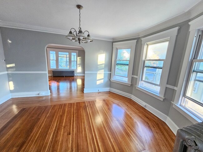 217 S Whittlesey Ave, Unit 2nd floor in Wallingford, CT - Foto de edificio - Building Photo