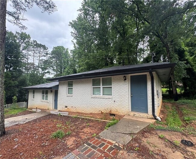 6325 Raymond Terrace in Union City, GA - Building Photo - Building Photo