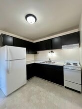 560 Harrison Blvd in Lincoln Park, MI - Building Photo - Building Photo