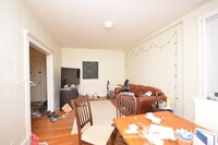 1637 Commonwealth Ave, Unit 1 in Boston, MA - Building Photo - Building Photo