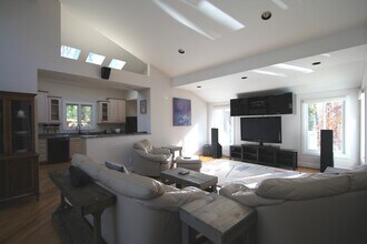 1148 Kettle Ct NW in Kennesaw, GA - Foto de edificio - Building Photo