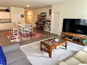 1002 Rodanthe Dr in New Bern, NC - Building Photo - Building Photo