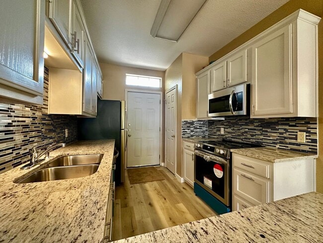property at 1915 S 14th St