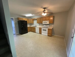 45 Tulip Grove Cir in Bristol, TN - Building Photo - Building Photo