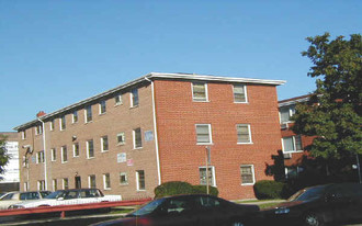 7900-06 S Wabash Apartments