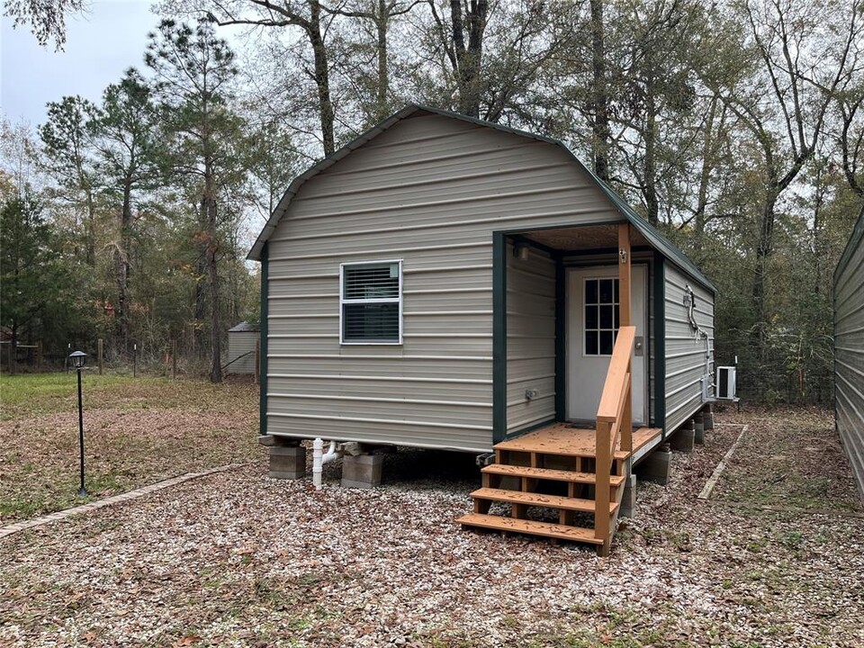 296 Ramblewood in Livingston, TX - Building Photo