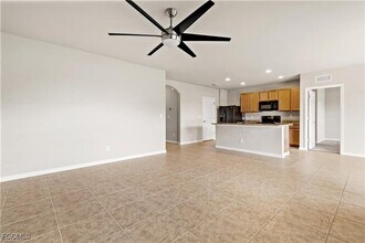 15268 Yellow Wood Dr in Alva, FL - Building Photo - Building Photo