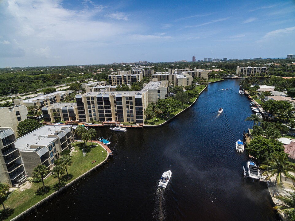 15 Royal Palm Way-Unit -4020 in Boca Raton, FL - Building Photo