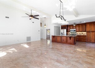 21344 Escondido Way S in Boca Raton, FL - Building Photo - Building Photo