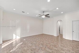 2332 SE 16th Pl in Homestead, FL - Building Photo - Building Photo