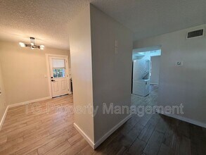 1700 Main St in Atlantic Beach, FL - Building Photo - Building Photo