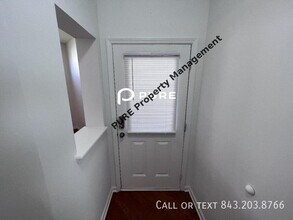 153 Avonshire Dr in Summerville, SC - Building Photo - Building Photo