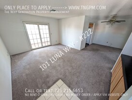 101 Luna Way in Las Vegas, NV - Building Photo - Building Photo