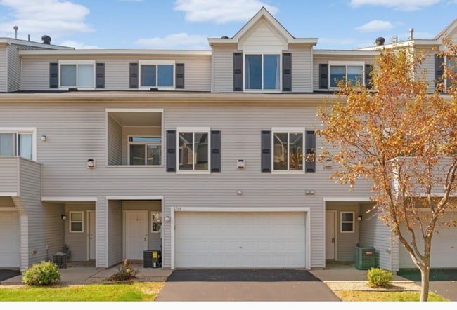 property at 6744 Meadow Grass Ln S