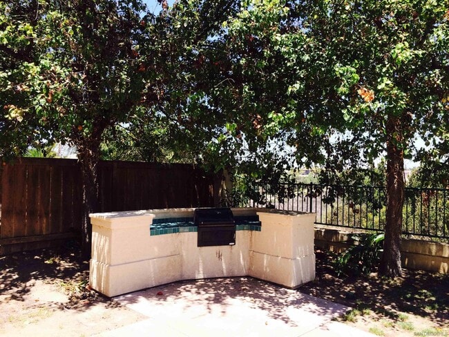 821 Verin Ln in Chula Vista, CA - Building Photo - Building Photo