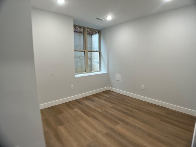 3221 N 13th St in Philadelphia, PA - Building Photo - Building Photo