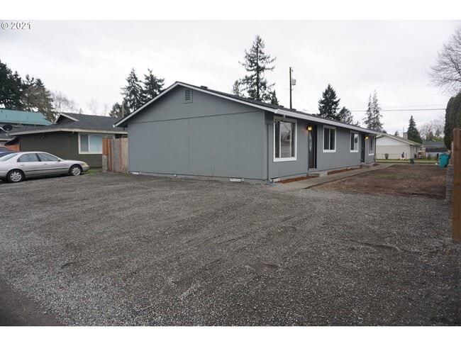 3209 W St, Unit Apt B in Vancouver, WA - Building Photo - Building Photo