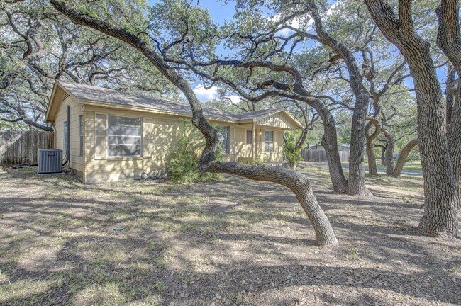 11408 Tedford St in Austin, TX - Building Photo - Building Photo
