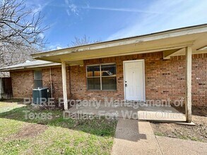 3405 Orchard St in Forest Hill, TX - Building Photo - Building Photo