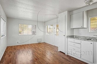 28840 Triple Crown Rd in Romoland, CA - Building Photo - Building Photo