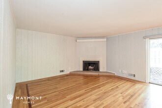 335 Southwind Cir in Roswell, GA - Building Photo - Building Photo