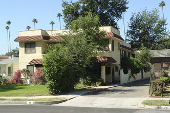 101 S Cordova St in Alhambra, CA - Foto de edificio - Building Photo