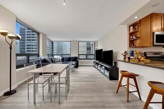 440 N Wabash Ave in Chicago, IL - Building Photo - Building Photo