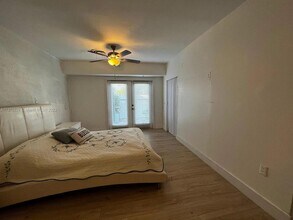 2049 SW 60th Ct-Unit -1 in Miami, FL - Building Photo - Building Photo