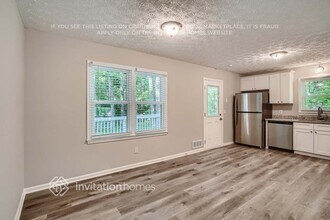 250 Poole Bridge Dr in Hiram, GA - Building Photo - Building Photo