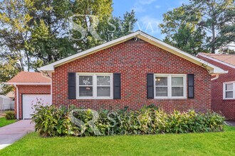 2817 Myrtle Ave in Norfolk, VA - Building Photo - Building Photo