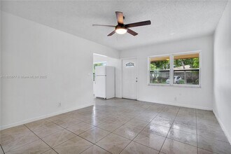 535 NW 18th St in Fort Lauderdale, FL - Building Photo - Building Photo