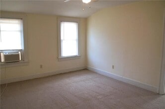 117 S 11th St in Belleville, IL - Building Photo - Building Photo