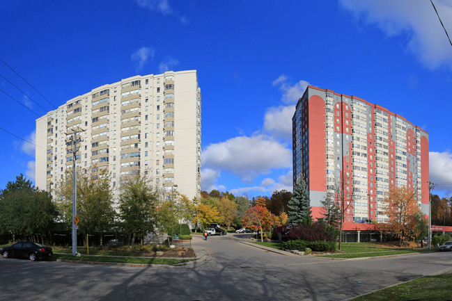 Green Valley Place Apartments in Kitchener, ON - Building Photo - Building Photo