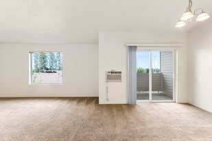 Boulder Apartments in Cheney, WA - Building Photo