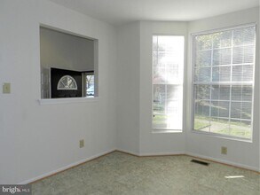 304 Pinnacle Dr in Stafford, VA - Building Photo - Building Photo