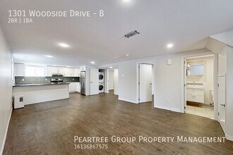 1301 Woodside Dr in Ottawa, ON - Building Photo - Building Photo