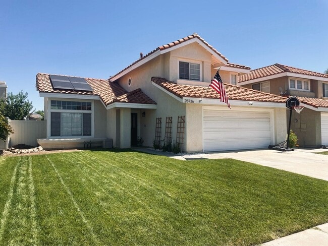 property at 28736 N Port Ln