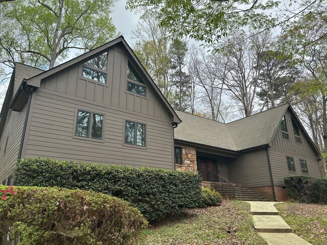 property at 106 Springbrook Pl
