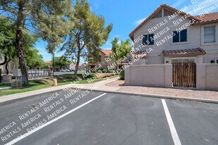 1961 N Hartford St in Chandler, AZ - Building Photo